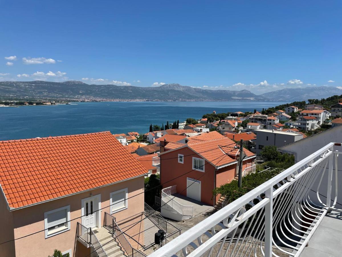 Apartment Roko Trogir Buitenkant foto