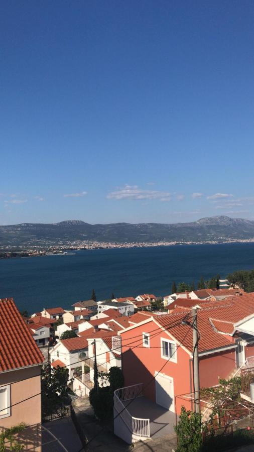 Apartment Roko Trogir Buitenkant foto