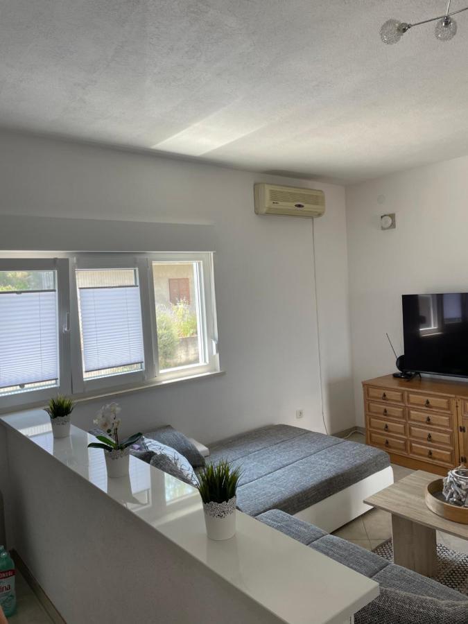Apartment Roko Trogir Buitenkant foto